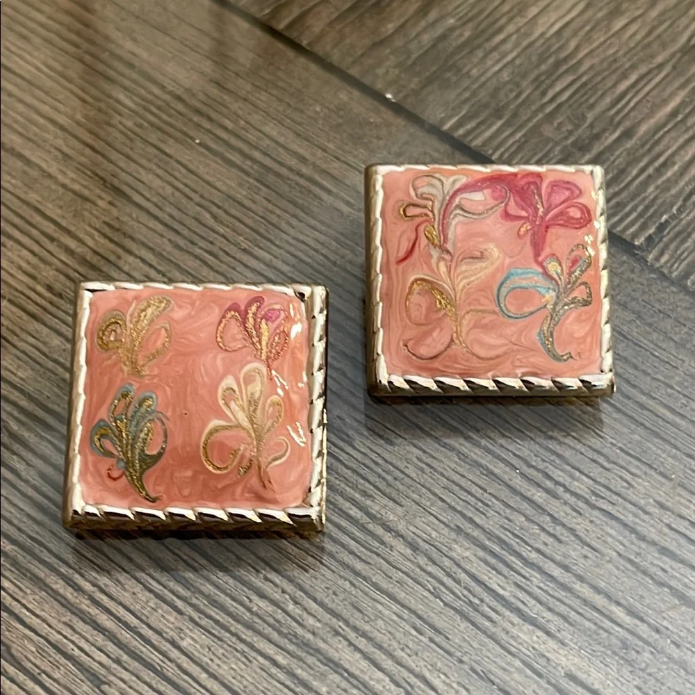 Vintage Square Rose Pink Swirled Pearlized Enamel Clip Earrings - Picture 15 of 15